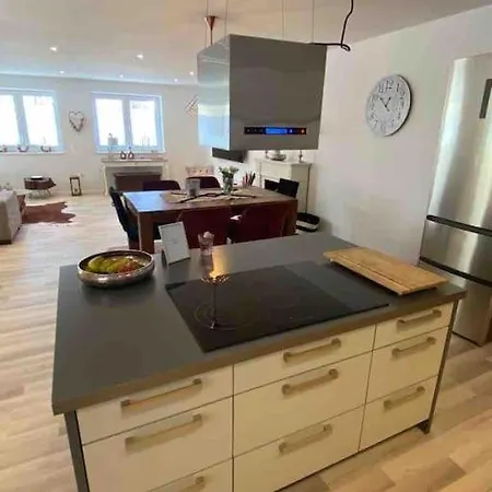 Grosszuegige Design 110qm Max 6 Personen