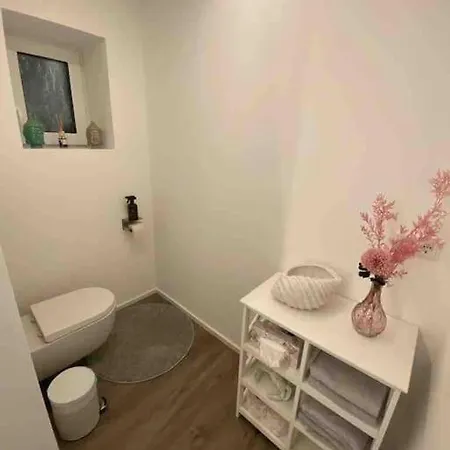 Grosszuegige Design 110qm Max 6 Personen Bergrheinfeld