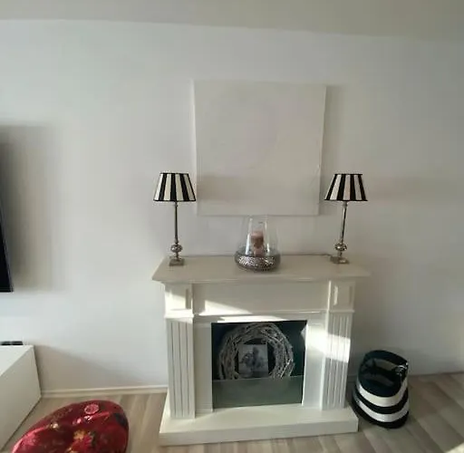 Grosszuegige Design 110qm Max 6 Personen Apartamento Bergrheinfeld